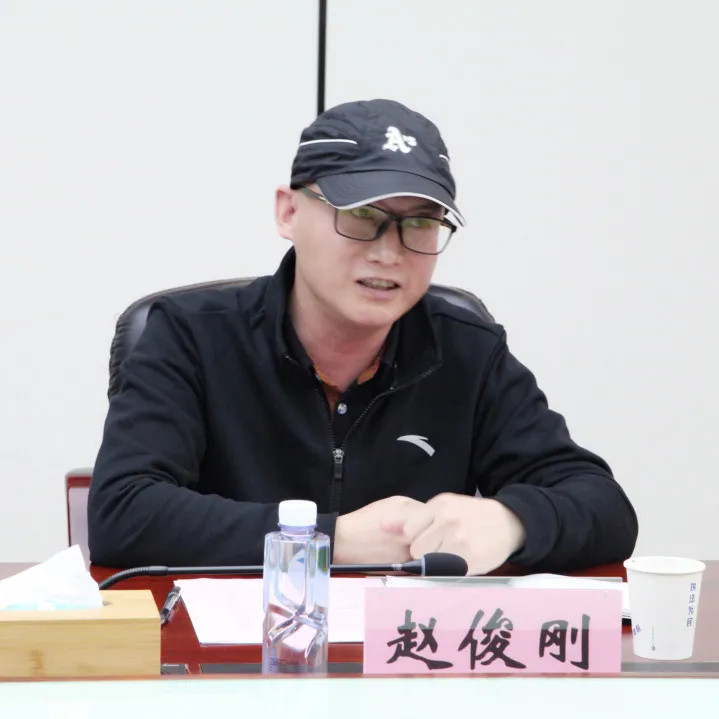 務(wù)六穩(wěn)六保護(hù)航民企發(fā)展檢察開放日活動圖片-2.jpg 務(wù)六穩(wěn)六保護(hù)航民企發(fā)展檢察開放日活動圖片-2.jpg